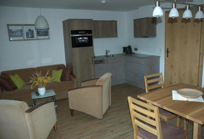 Апартаменты 1 Спальня с Балконом, Binter Apartments