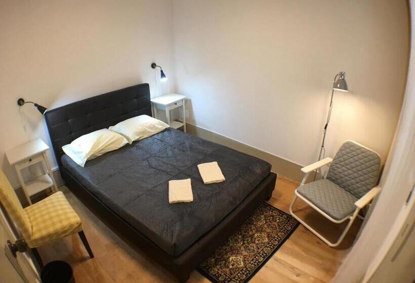 اتاق استاندارد, Stay In Aveiro