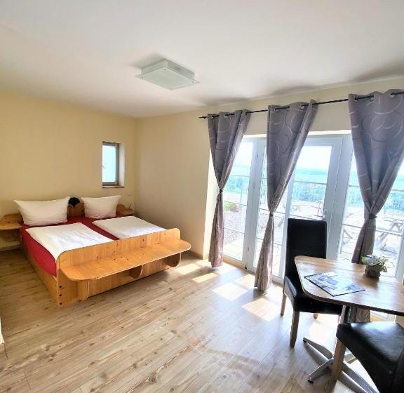 Номер Стандарт с Террасой, Pension Bella Vista   Winzerhof Golk