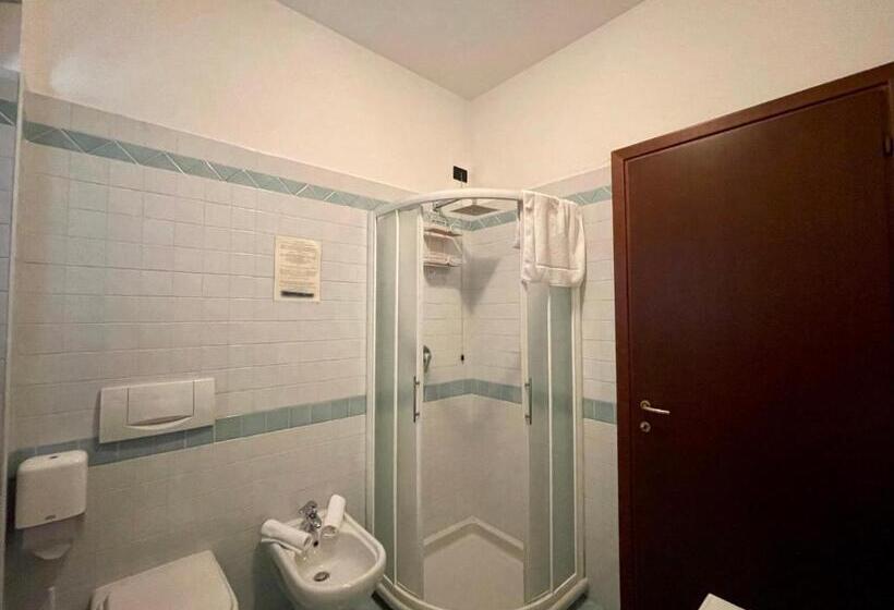 Стандартный Номер Кровать Кинг, Pernice 77