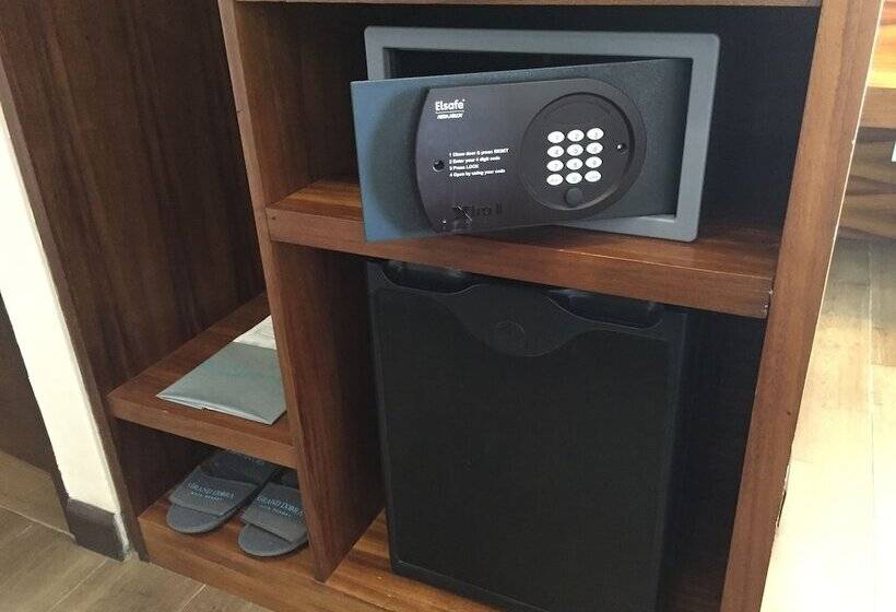 Номер Superior, Grand Ixora Kuta Resort