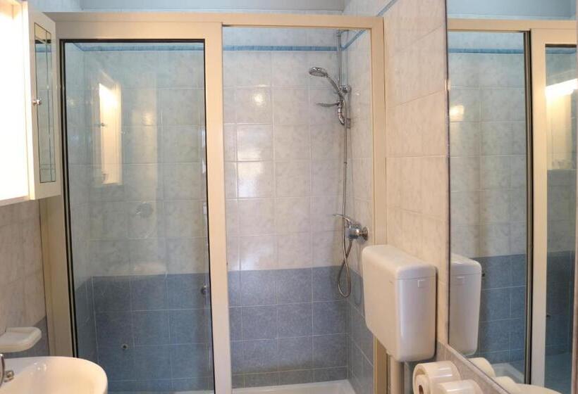 اتاق اکونومی یک تخته, B&b La Murina