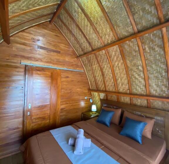 스탠다드 룸 킹사이즈 침대, Batur Bamboo Cabin By Ecommerceloka