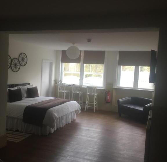 Семейный Номер, Good Intent Rooms