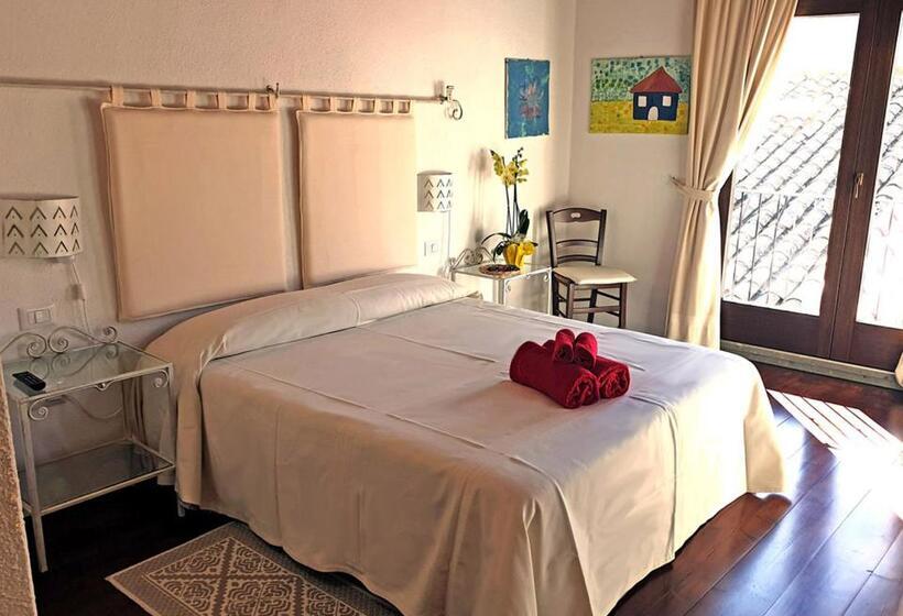 디럭스 룸 산전망, The Templars Guesthouse