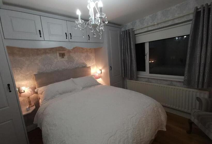 Семейный Номер, Meadow View B&b