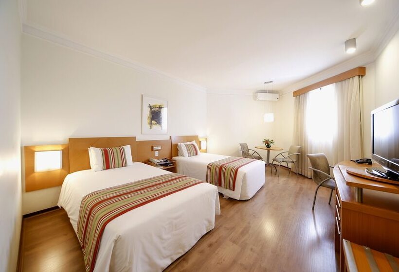 Номер Deluxe, Grand Hotel Royal Sorocaba By Atlantica