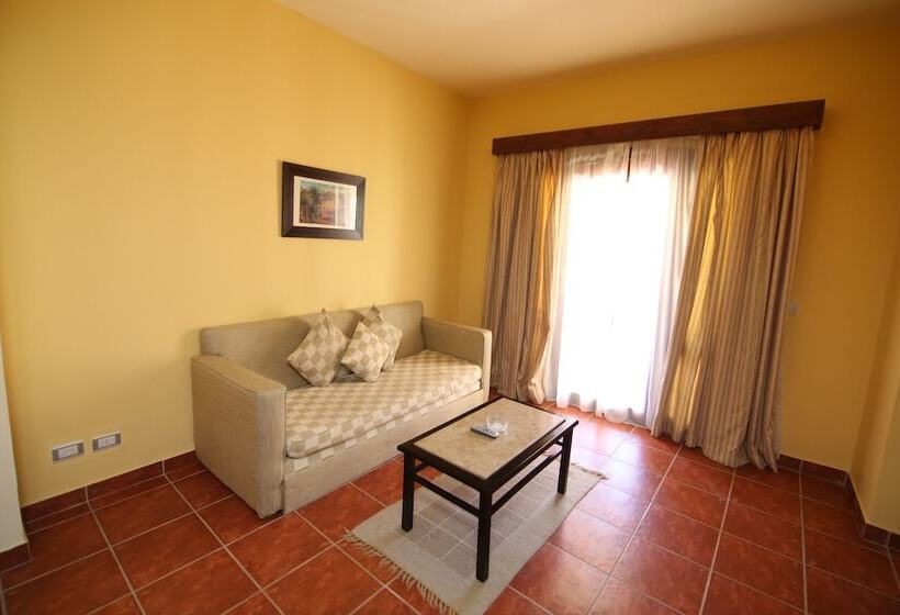 اتاق سوپریور با چشم‌انداز دریا, Tamra Beach Resort
