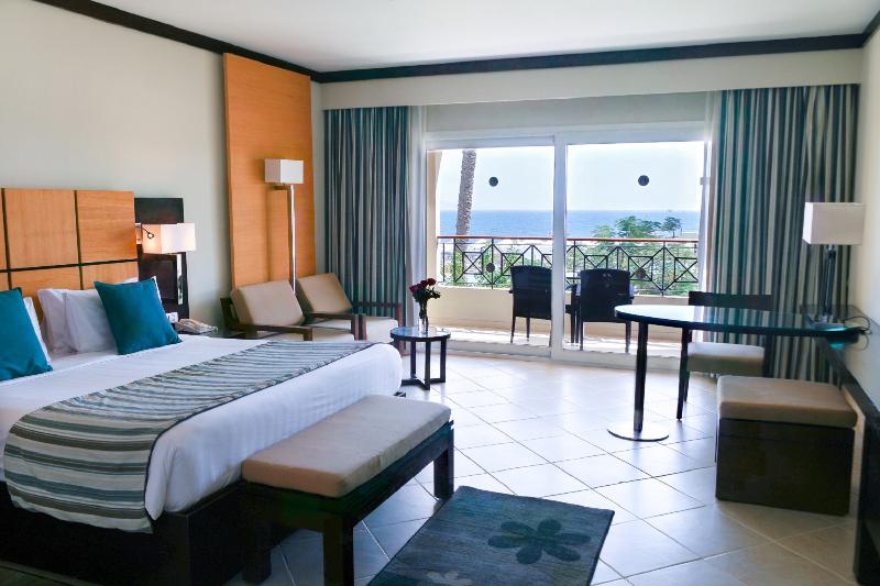 اتاق لوکس با چشم‌انداز دریا, Cleopatra Luxury Resort Sharm El Sheikh