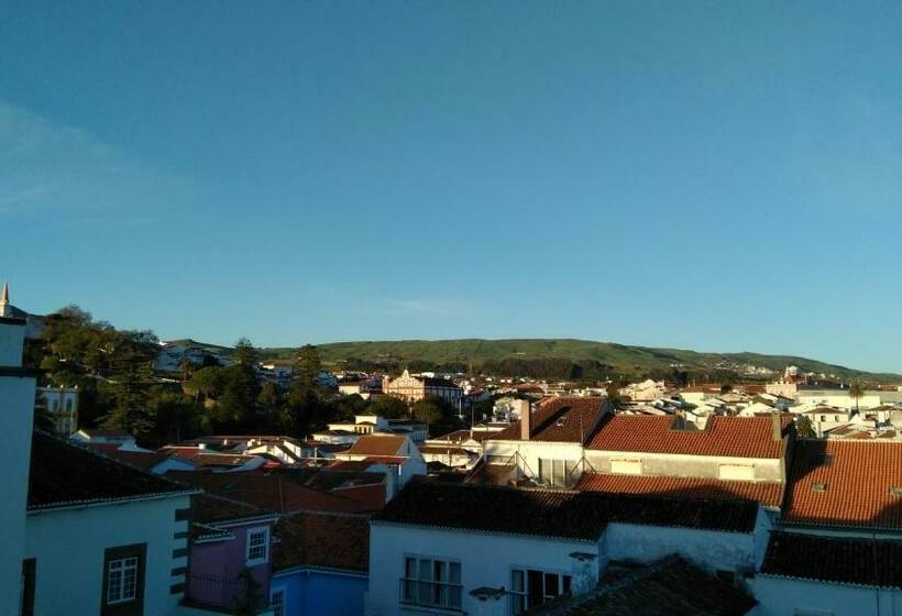 标准三人间, Brivaldo Guest House