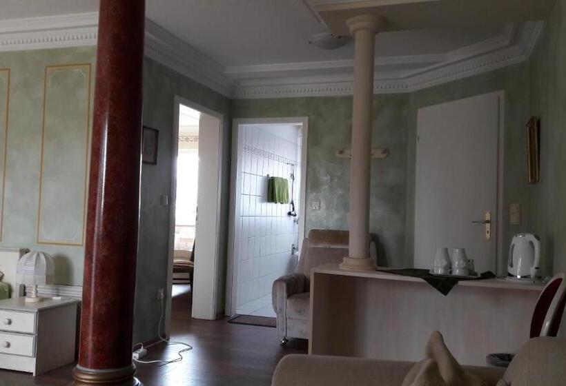 Семейный Номер, Bed And Breakfast Dannevirke