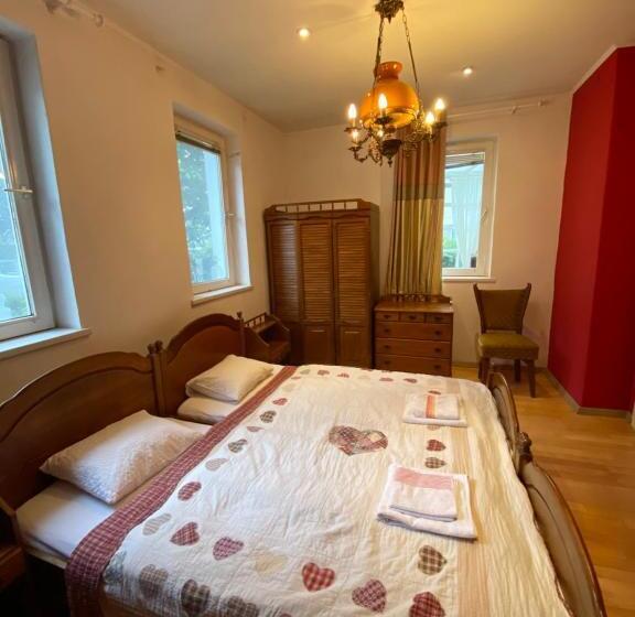 Номер Стандарт Вид на Сад, B&b Chardas