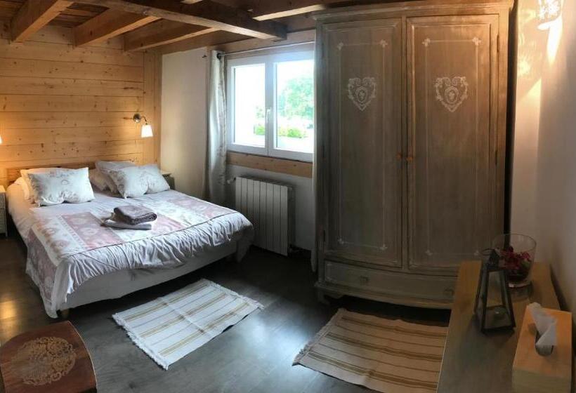 Номер Стандарт, Chez Julie