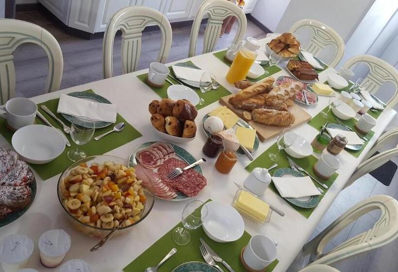 Номер Стандарт, Le Relais