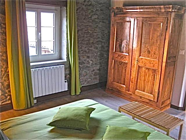 Дом 3 Спальни, Le Relais