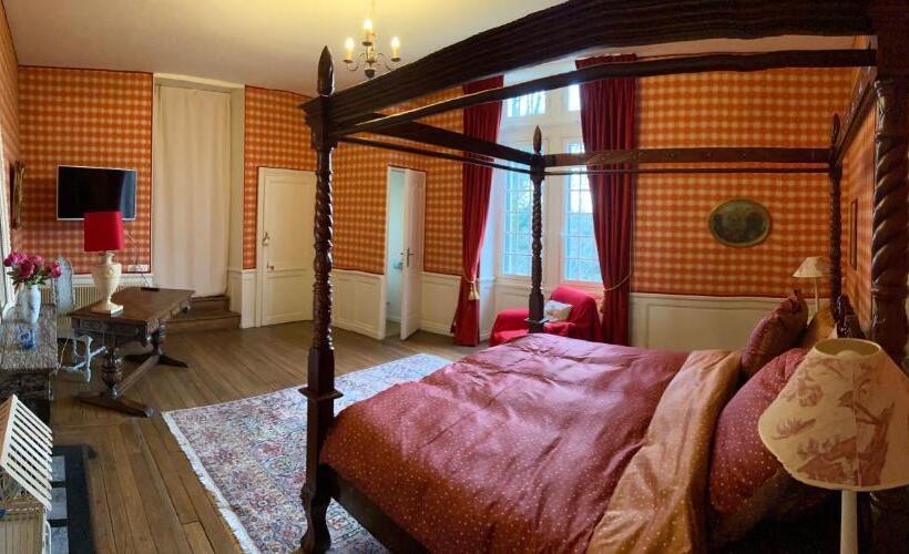 Люкс Кровать Кинг, Le Castel Ecossais