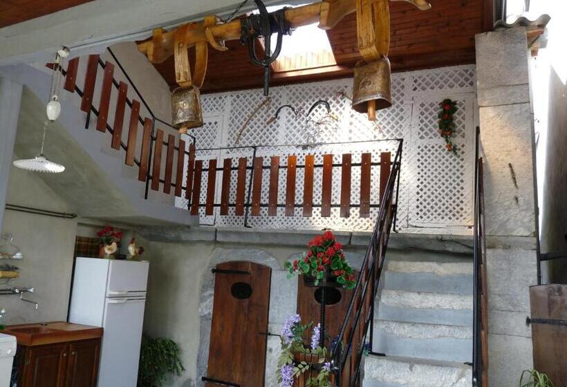 Номер Стандарт Вид на Горы, Maison Palu