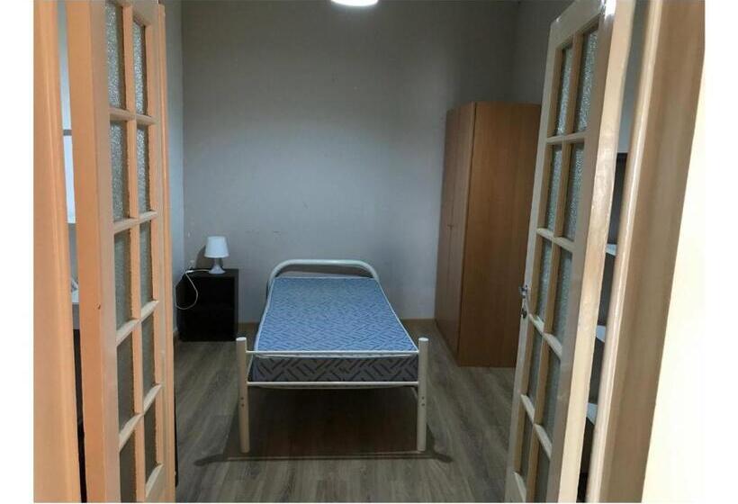 Номер Стандарт Индивидуальный Совместная Ванная, Covilhã Hostel