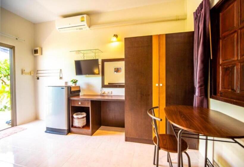 Номер Стандарт, Muchshima House