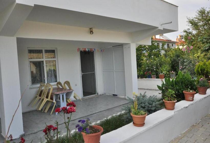 Quarto Familiar, Elite Apart Pansiyon