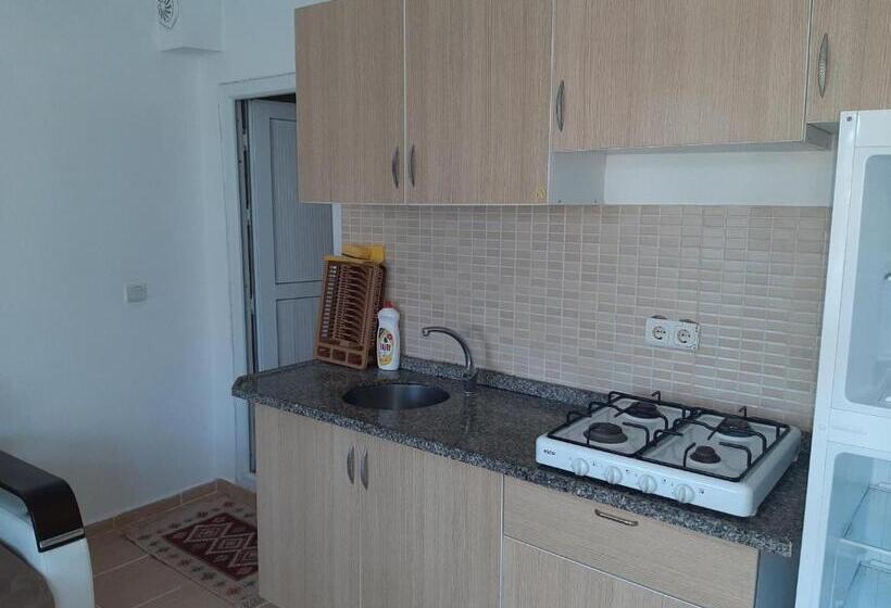 Quarto Familiar, Elite Apart Pansiyon