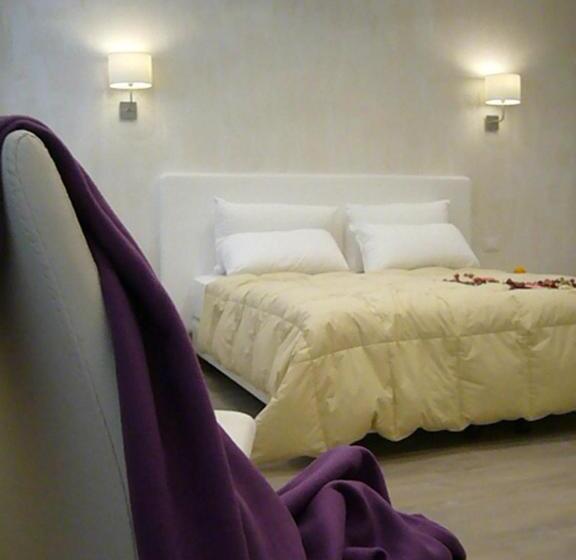 اتاق استاندارد سه نفره, Grignetti Bed