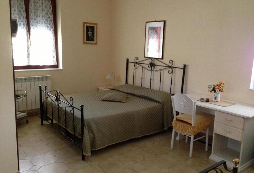 اتاق استاندارد چهار تخته, Bed And Breakfast Padalino