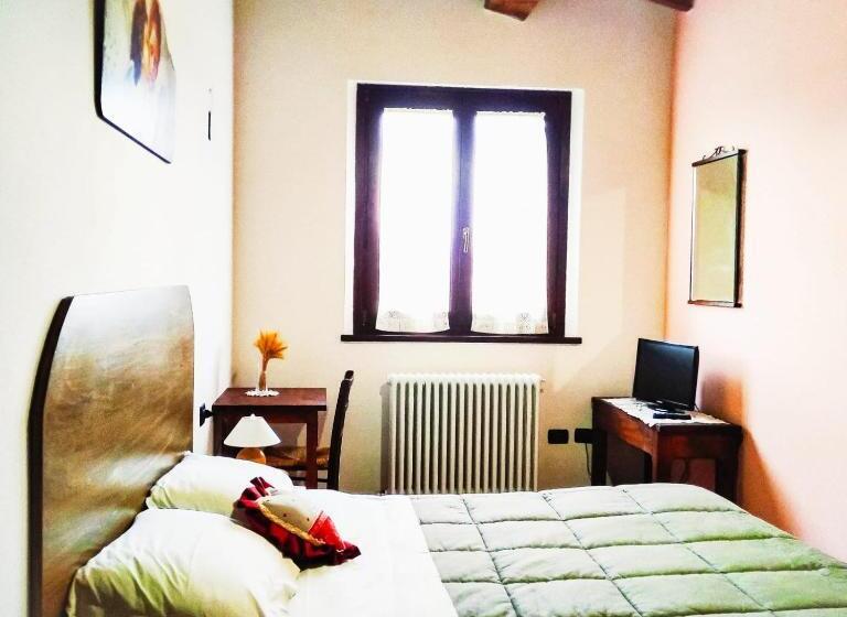 Номер Стандарт Вид на Сад, Country Rooms & Suite La Quercia