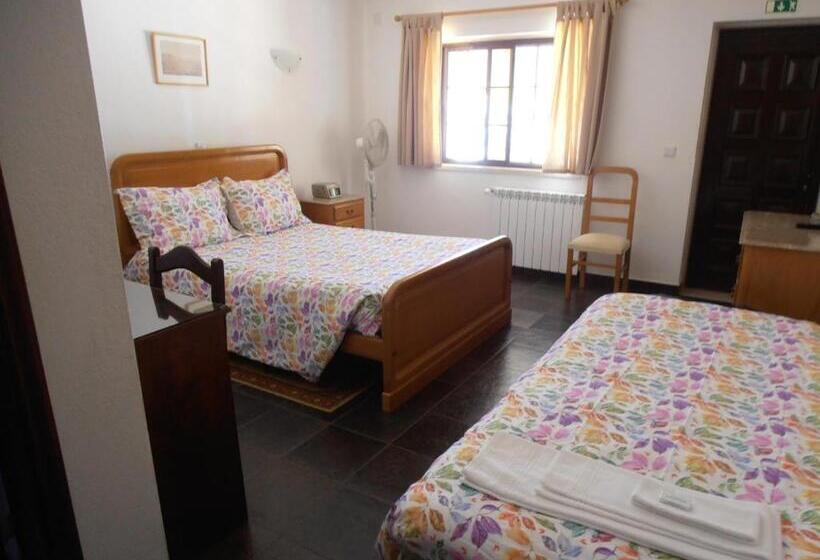 Семейный Номер, Lobateira Villas