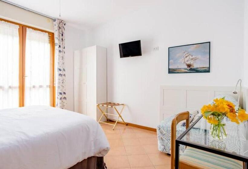 Quarto Deluxe, B&b Le Palme