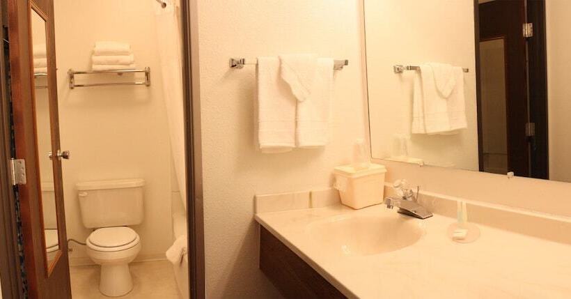 Номер Стандарт 2 Двуспальные Кровати, Fairbridge Inn & Suites Kellogg