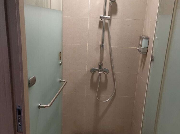 اتاق سوپریور با چشم‌انداز شهر, Fullon Hotel Kaohsiung