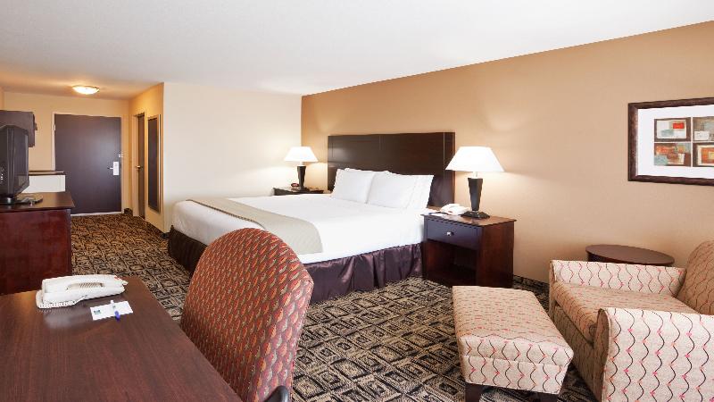 Quarto Estandar Cama King, Holiday Inn Express & Suites Zanesville North, An Ihg