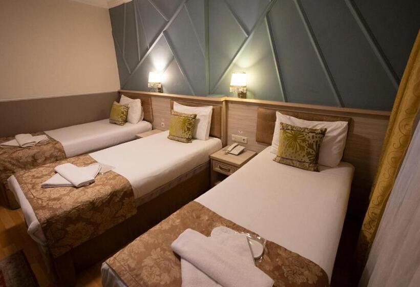 Номер Стандарт Трехместный, Tashkonak Studio Suites