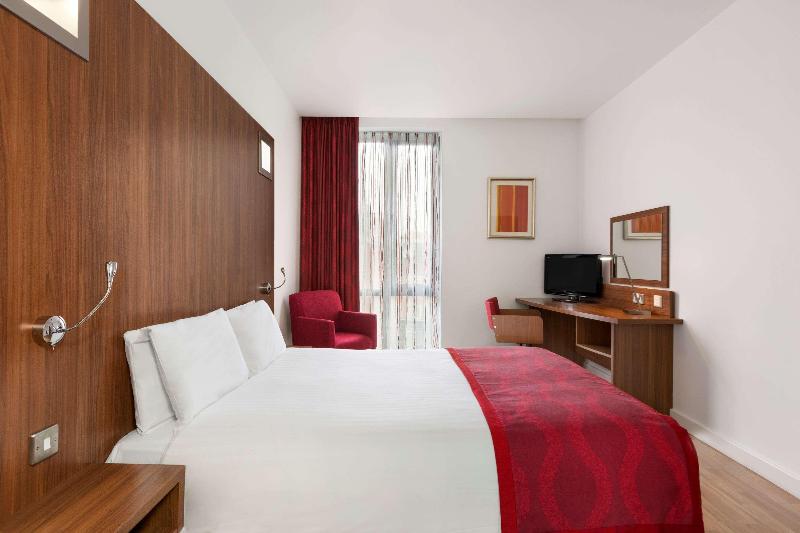 Номер бизнес-класса, Ramada Encore Leicester City Centre