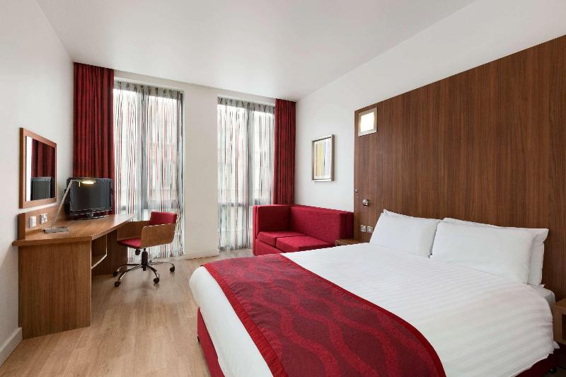 Habitación Business, Ramada Encore Leicester City Centre