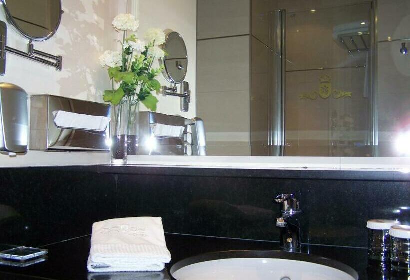 استودیوی استاندارد, Washington Parquesol Suites &