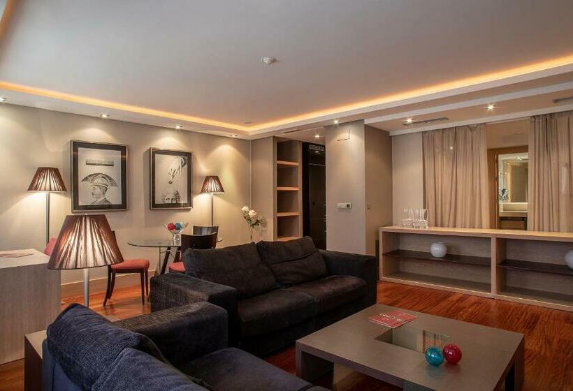 استودیوی سوپریور, Washington Parquesol Suites &