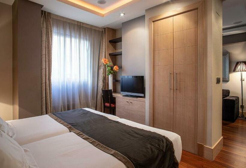 Estudio Superior, Washington Parquesol Suites &