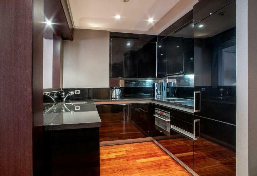Estudio Superior, Washington Parquesol Suites &