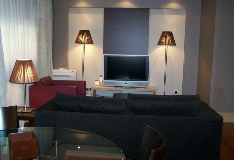 Estudio Superior, Washington Parquesol Suites &