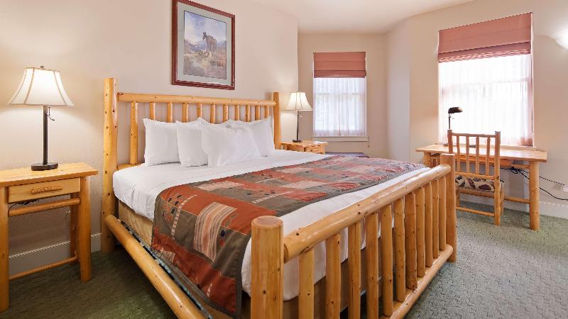 استودیوی سوپریور, Washington Parquesol Suites &