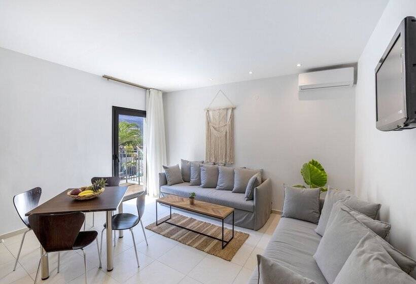 수피리어 스위트, La Stella Suites