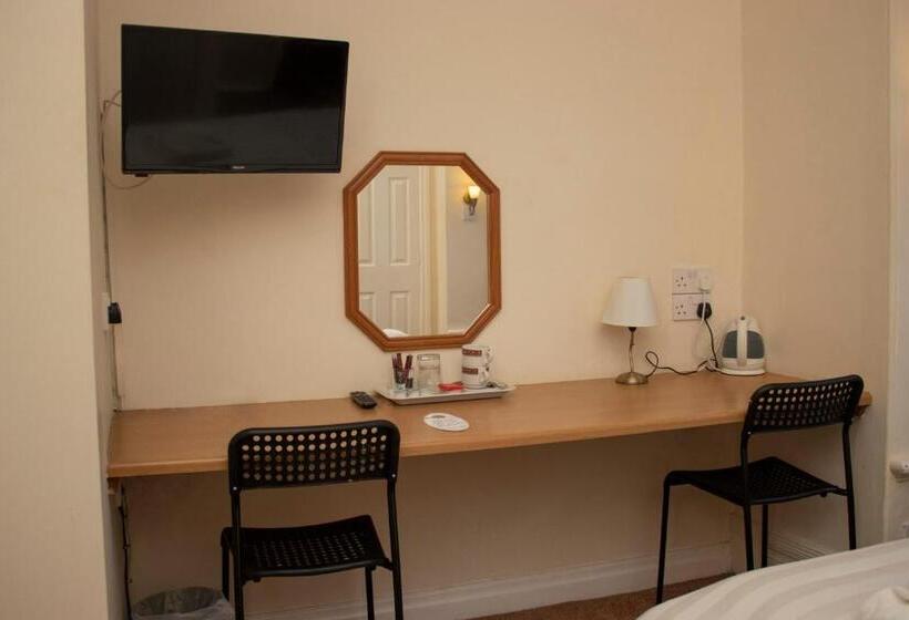 Семейный Номер, Ascot Grange Hotel   Voujon Resturant