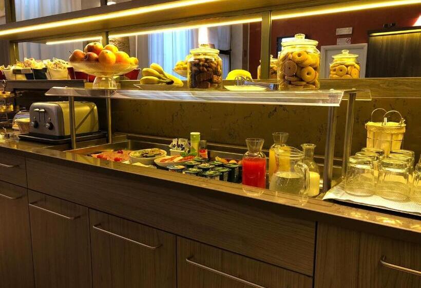 اتاق استاندارد با تراس, Brenta Milano
