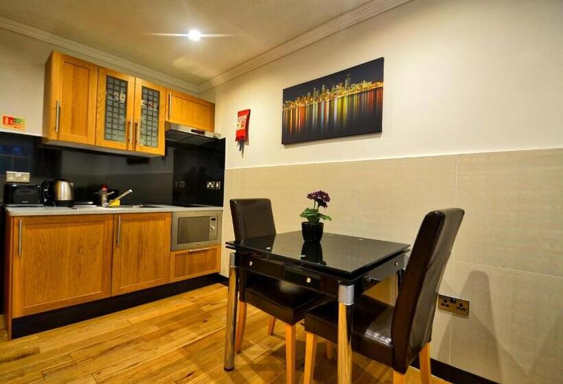Студия Стандарт, Hyde Park Apartments