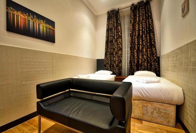 Апартаменты 2 Спальни, Hyde Park Apartments