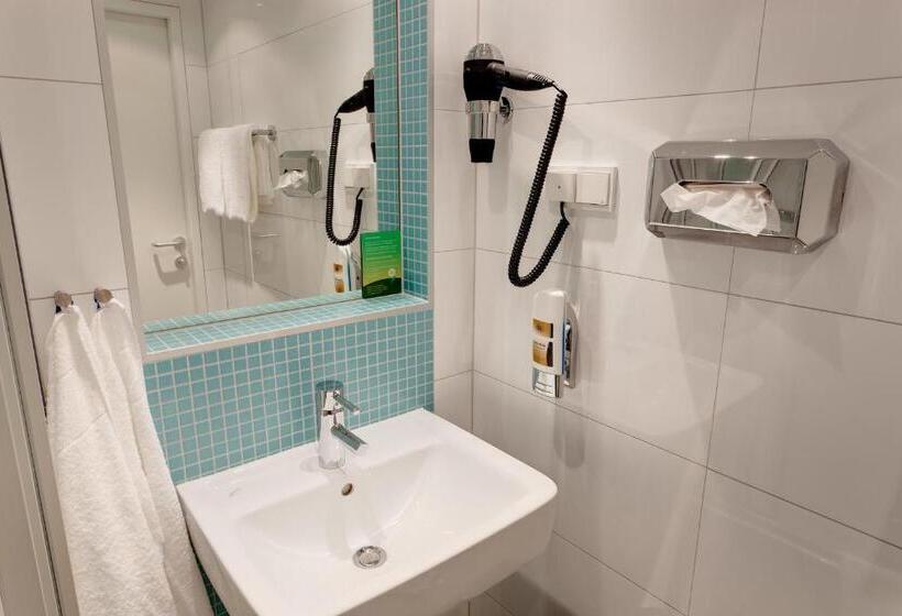 Standardzimmer, Meininger Hotel Wien Downtown Franz