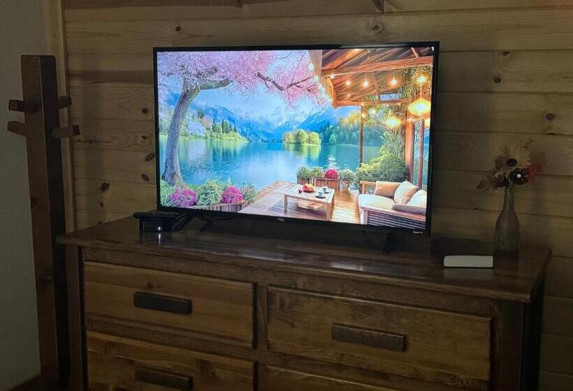 Номер Deluxe, Kootenai Valley Motel