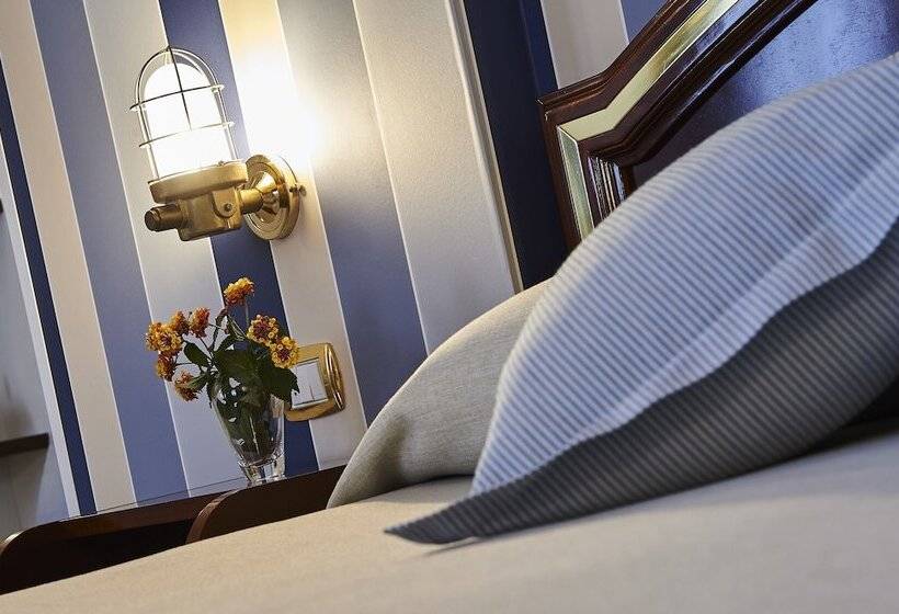 غرفة كلاسيكية ثلاثية, Corte Di Nettuno Cdshotels